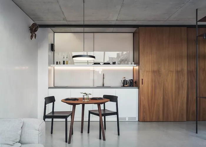 Dot アパートホテル 4*